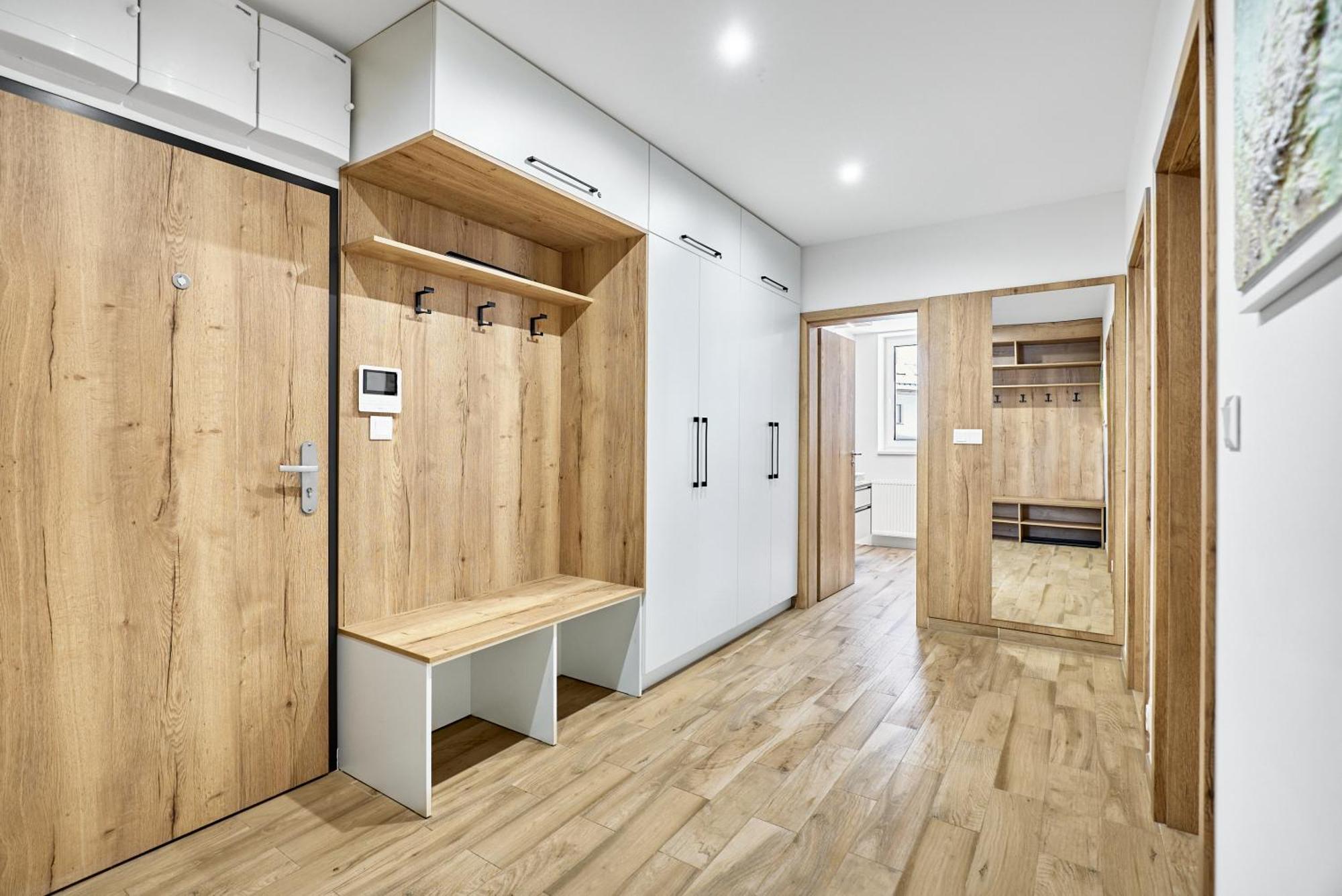 Moderně zařízený apartmán s garážovým stáním Loučná pod Klínovcem Exteriér fotografie